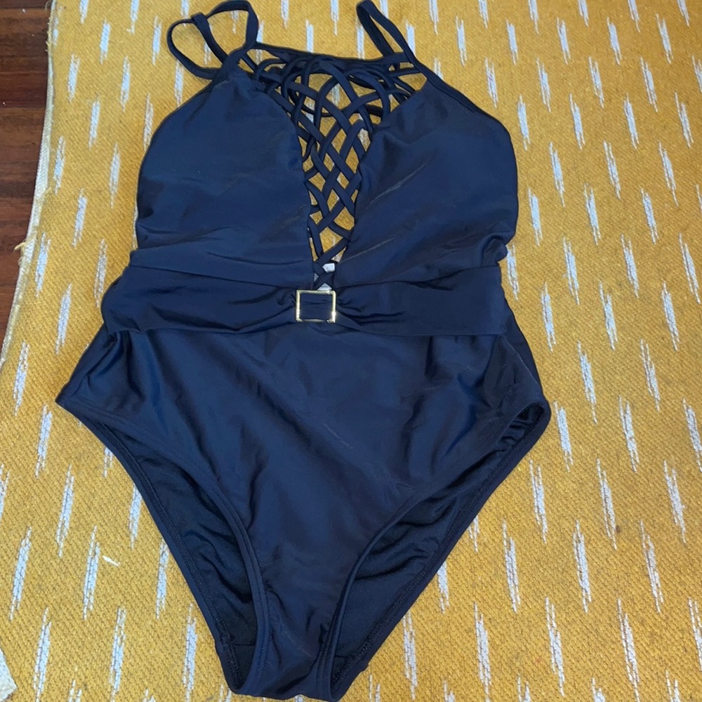 One piece bikini